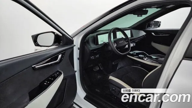 Kia EV6 — Фото автомобиля 10