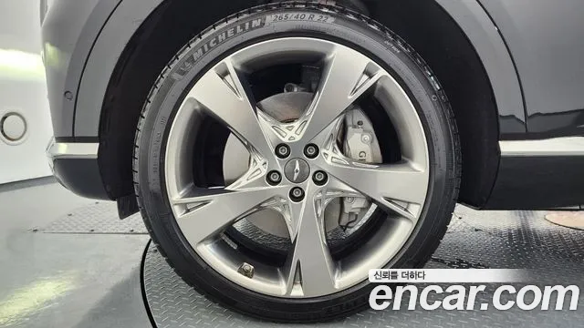 Genesis GV80 — Фото автомобиля 4