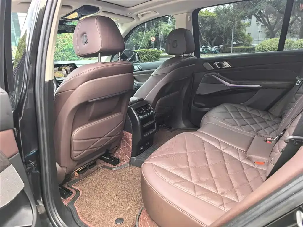 BMW BMW X5 2022 Facelift xDrive 30Li Premium M Sport Package — Фото автомобиля 12