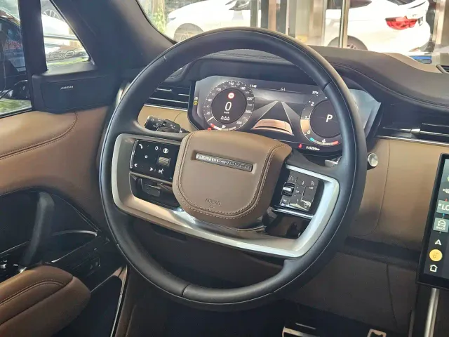 Land Rover Range Rover — Фото автомобиля 11