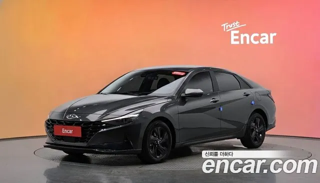 Фотография автомобиля — Hyundai Avante CN7