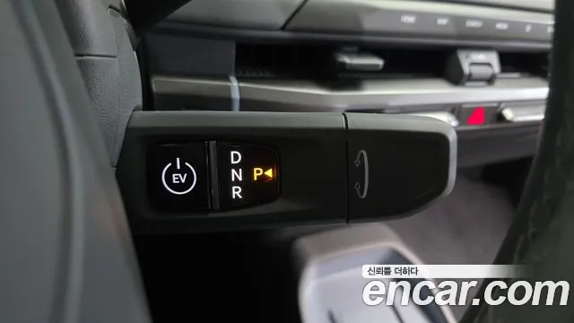 Kia EV3 — Фото автомобиля 9