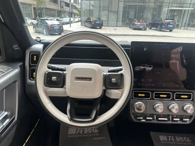 iCAR V23 — Фото автомобиля 8