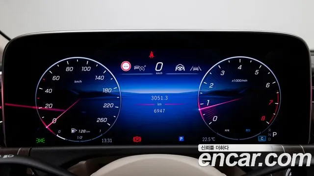 Mercedes-Benz E-Class — Фото автомобиля 8