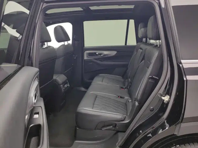 GAC Trumpchi GS8 — Фото автомобиля 15