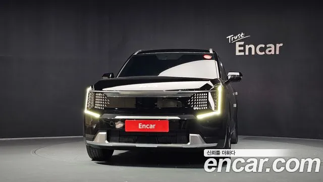 Kia EV9 — Фото автомобиля 3