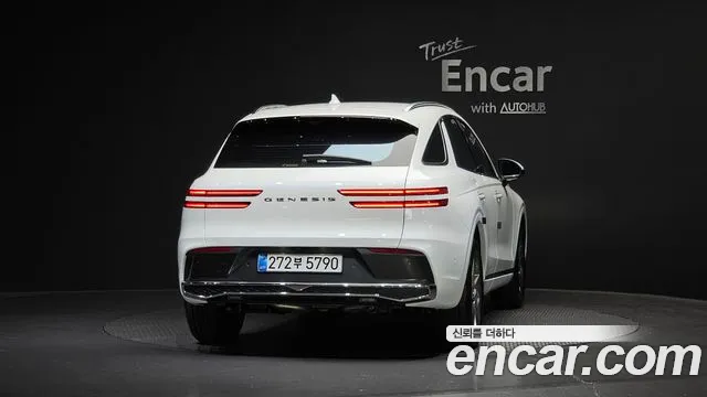 Genesis GV70 2.5T Бензин AWD — Фото автомобиля 4
