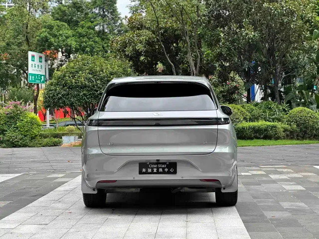 Li Auto Li Auto L6 2024 Max — Фото автомобиля 6