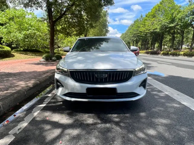 Geely Emgrand — Фото автомобиля 2
