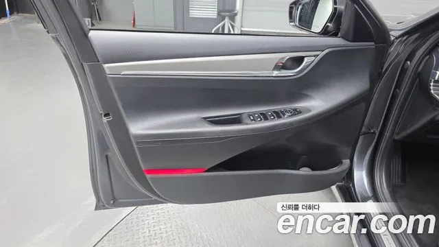 Hyundai Grandeur (New) Hybrid — Фото автомобиля 13