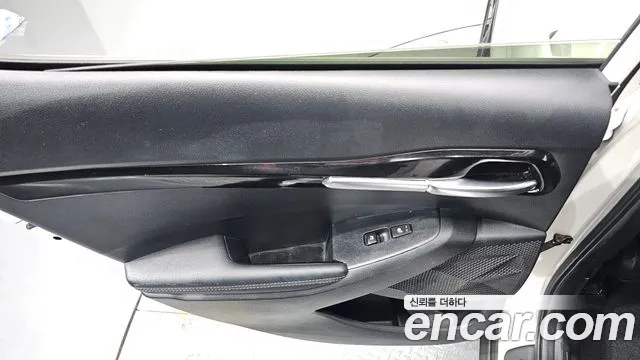 Kia Seltos — Фото автомобиля 13