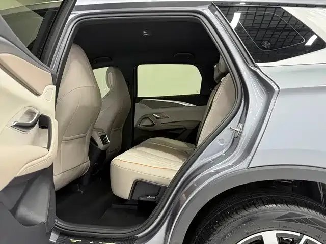 BYD Song Pro — Фото автомобиля 8