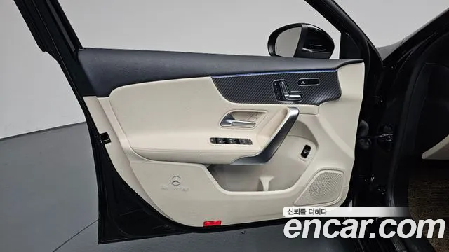 Mercedes-Benz A-Class W177 — Фото автомобиля 13