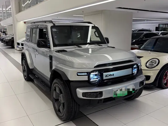 Фотография автомобиля — iCAR V23