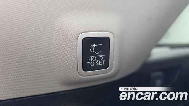 Jeep Cherokee Grand Cherokee(WL) 3.6 Limited — Фото автомобиля 28