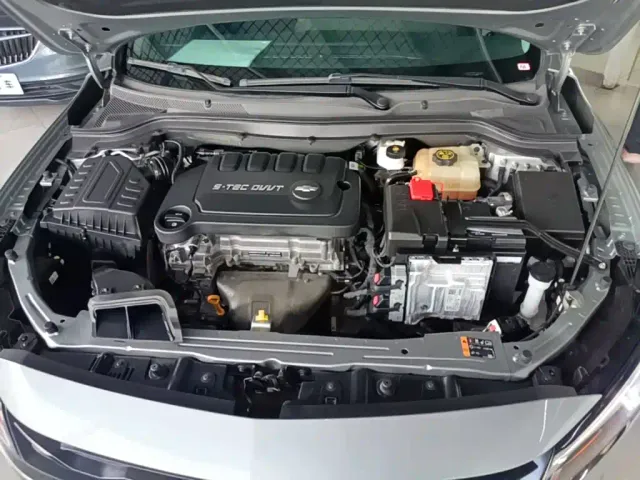 Chevrolet Monza — Фото автомобиля 19
