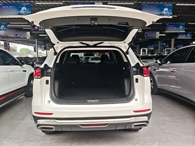 Haval H6 — Фото автомобиля 18