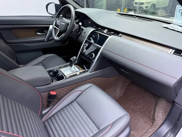 Land Rover Discovery Sport — Фото автомобиля 20
