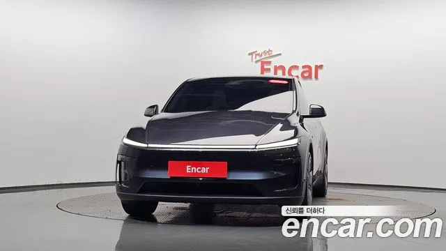 Tesla Model Y — Фото автомобиля 2