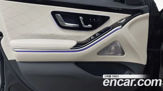 Mercedes-Benz S-Class — Фото автомобиля 15