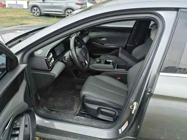 BYD Qin L — Фото автомобиля 3