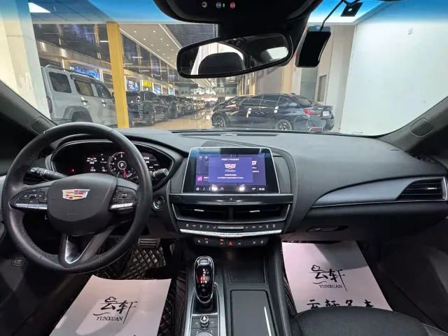 Cadillac CT5 — Фото автомобиля 13