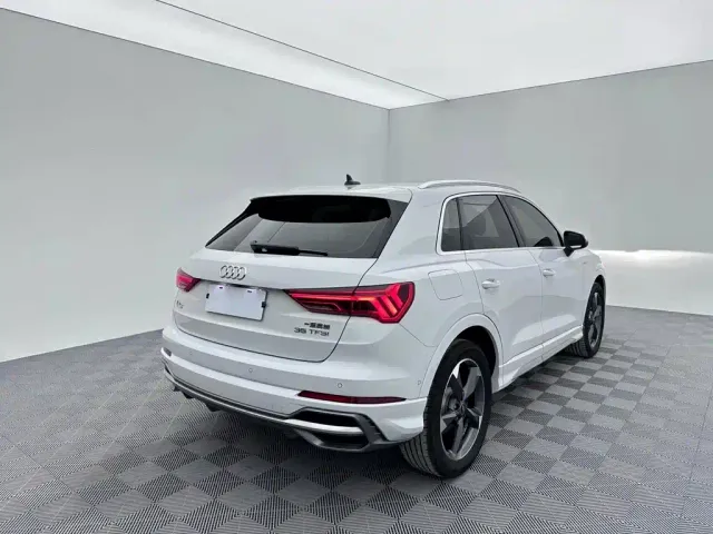 Audi Q3 — Фото автомобиля 6