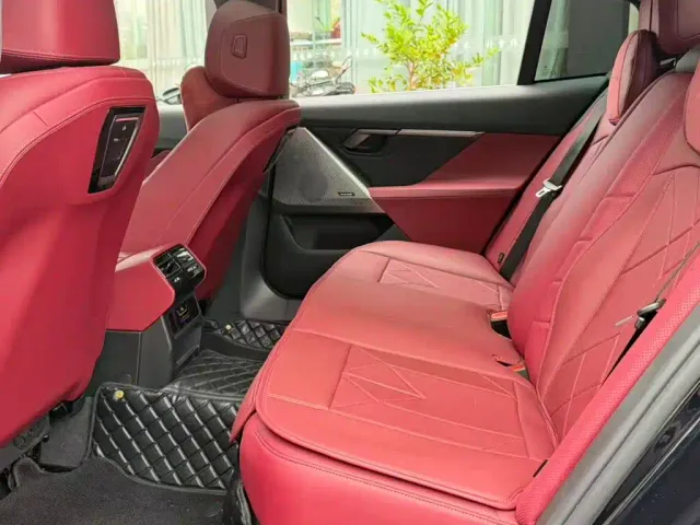 BMW 5 Series — Фото автомобиля 7