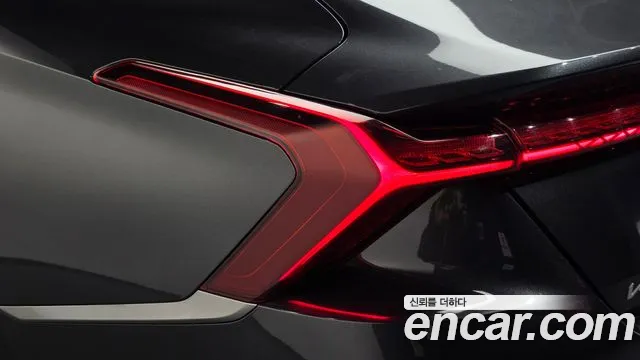 Kia K8 Hybrid — Фото автомобиля 8