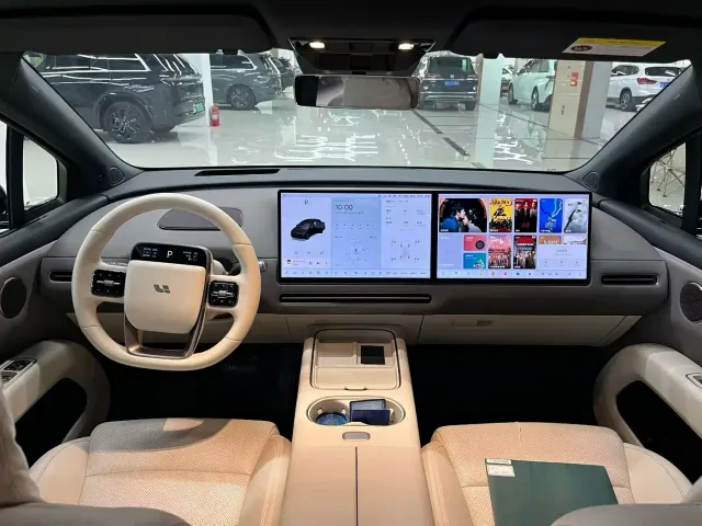 Li Auto i6 — Фото автомобиля 4