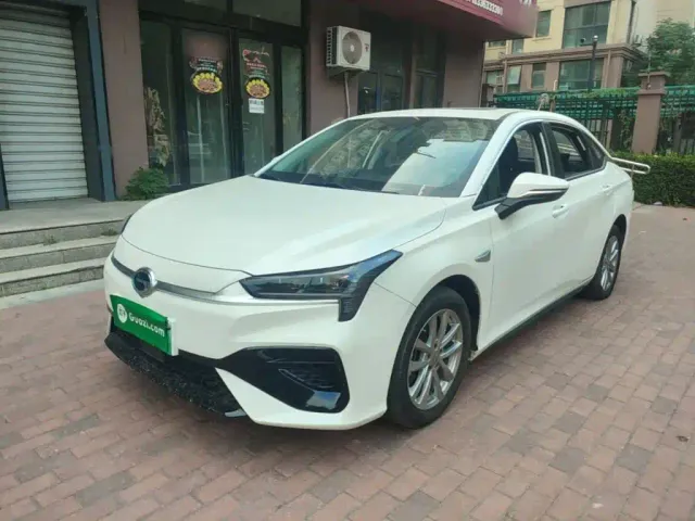 Фотография автомобиля — GAC Aion S