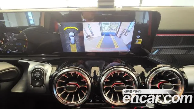 Mercedes-Benz GLB-Class — Фото автомобиля 14