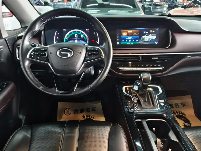 GAC Trumpchi M6 — Фото автомобиля 11