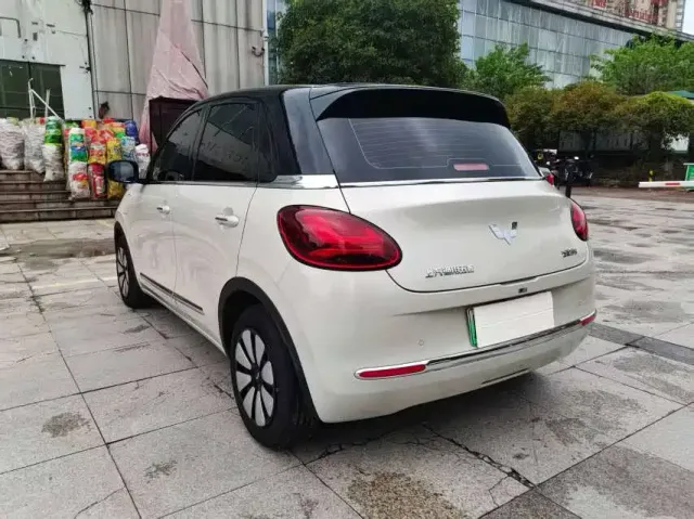 Wuling Bingo — Фото автомобиля 9