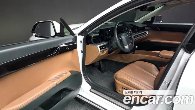 Hyundai Grandeur GN7 — Фото автомобиля 15