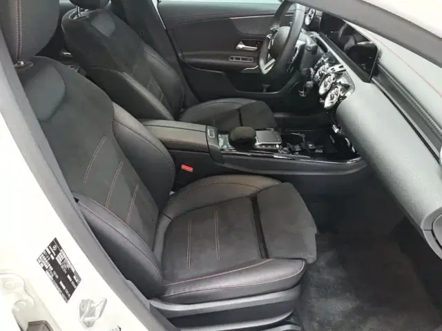 Mercedes-Benz A-Class — Фото автомобиля 24