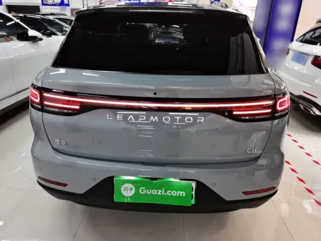 Leapmotor C11 — Фото автомобиля 5
