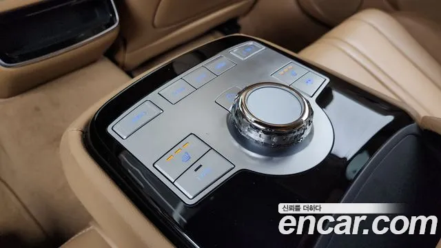 Genesis G80 Бензин 2.5 турбо AWD — Фото автомобиля 19