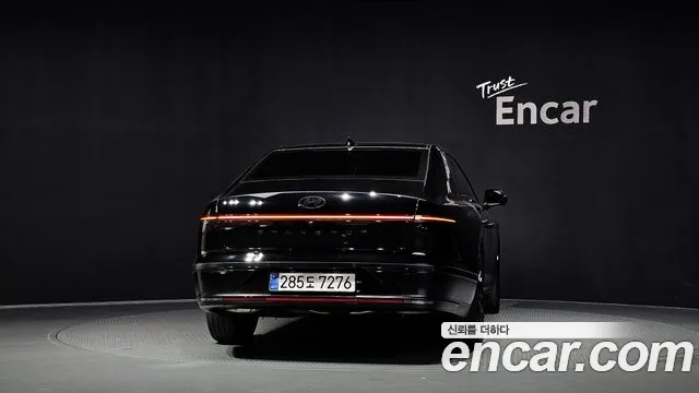 Hyundai Grandeur GN7 — Фото автомобиля 4