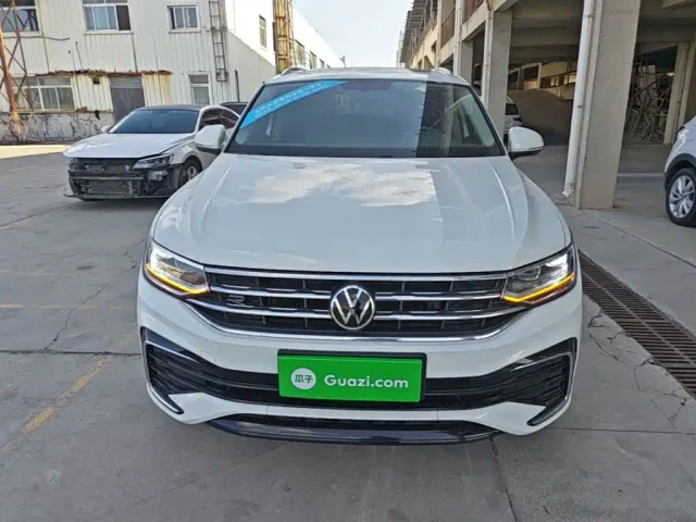 Volkswagen Tiguan X — Фото автомобиля 2