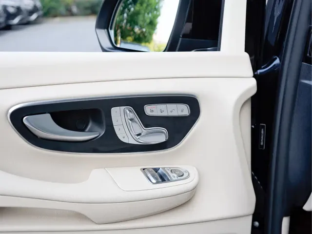Mercedes-Benz V-Class — Фото автомобиля 15
