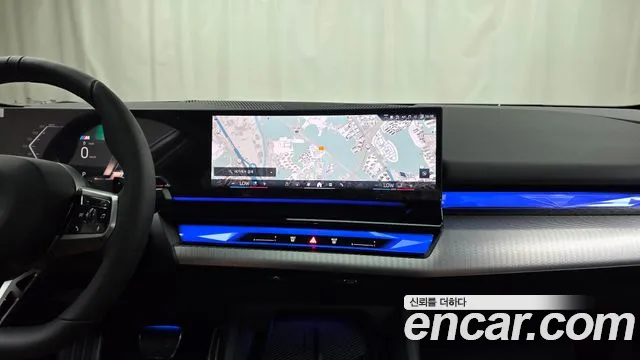 BMW 5-Series 5 серия (G60) 530i xDrive M Sport — Фото автомобиля 13