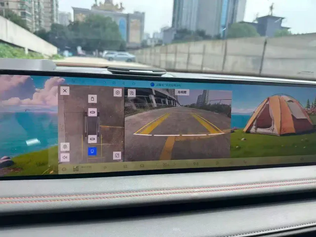 Geely Galaxy E8 — Фото автомобиля 14