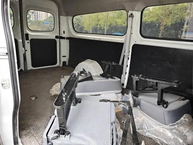 Maxus Dana V1 — Фото автомобиля 10