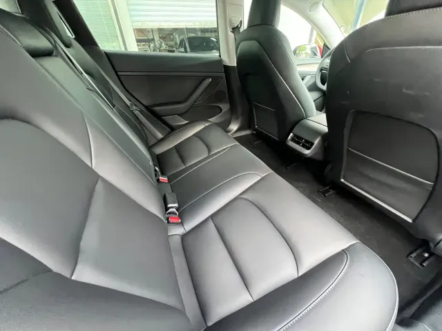 Tesla Model 3 2022 Model Rear-Wheel Drive Version — Фото автомобиля 10