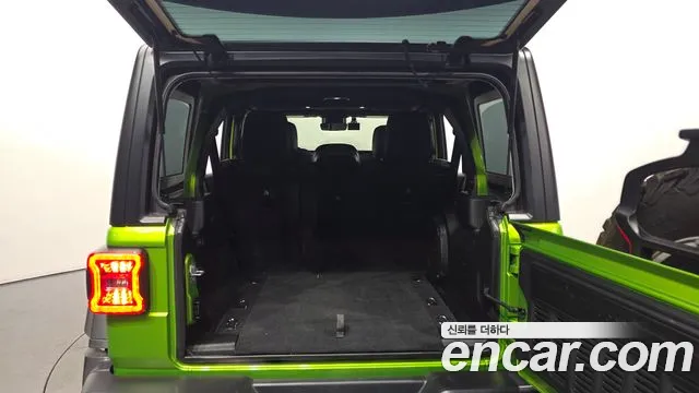 Jeep Wrangler Wrangler (JL) — Фото автомобиля 18