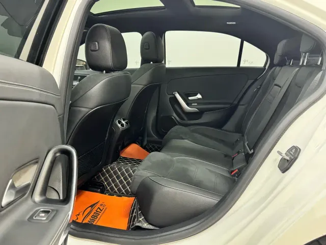 Mercedes-Benz A-Class — Фото автомобиля 14
