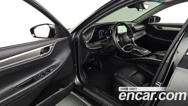 Hyundai Grandeur (New) Hybrid — Фото автомобиля 10