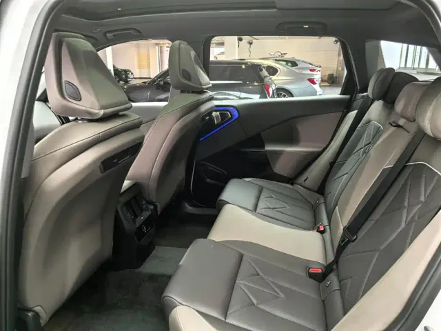 BMW X3 — Фото автомобиля 9