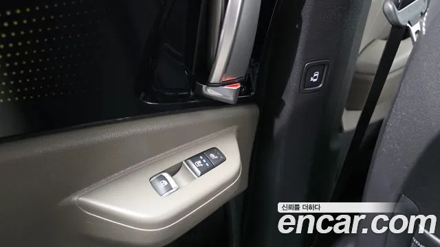 Kia Carnival 4th Gen — Фото автомобиля 25